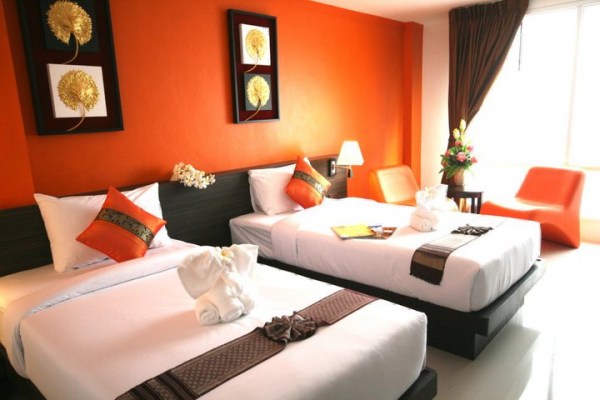 Twin Inn - Phuket.Net