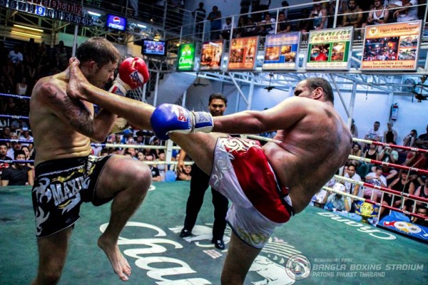 Muay Thai in Phuket - Thai Boxing Soundtrack in Patong Beach 