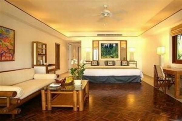 Mom Tris Villa Royale Phuket 3 