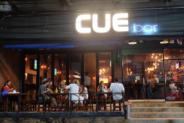 Cue Bar - Phuket.Net