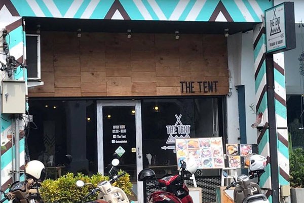 The Tent Phuket Café