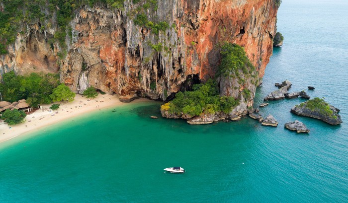 Annual Seasonal Closure of Thailand’s National Parks Officially Begins