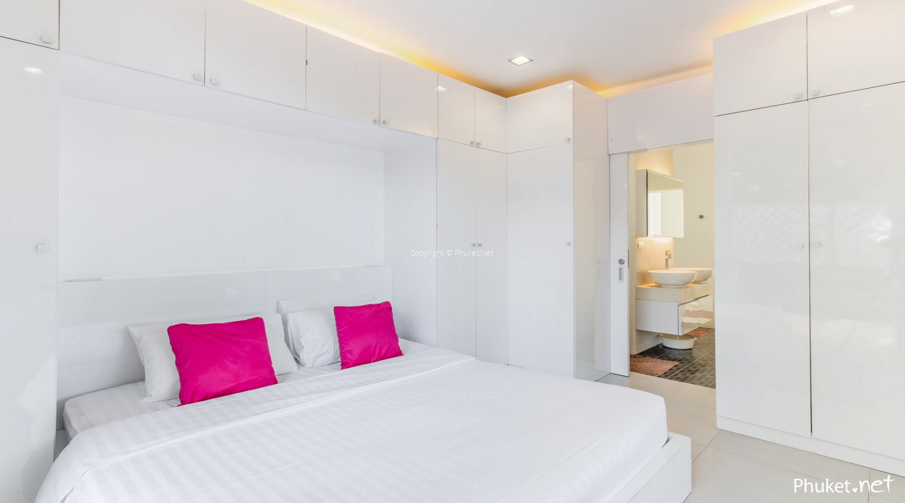 Chic Sea View Penthouse at Zen Space, Kamala 2 beds/2 baths Phuket