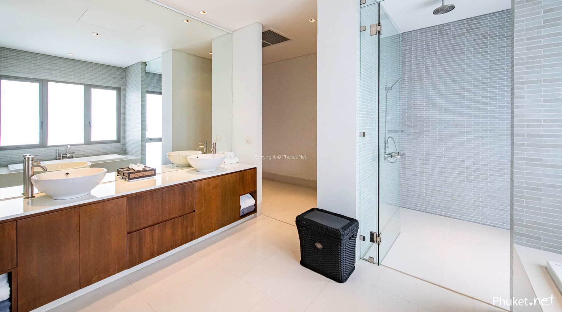 Freehold Penthouse at Baan Yamu Residences 2 beds/2 baths