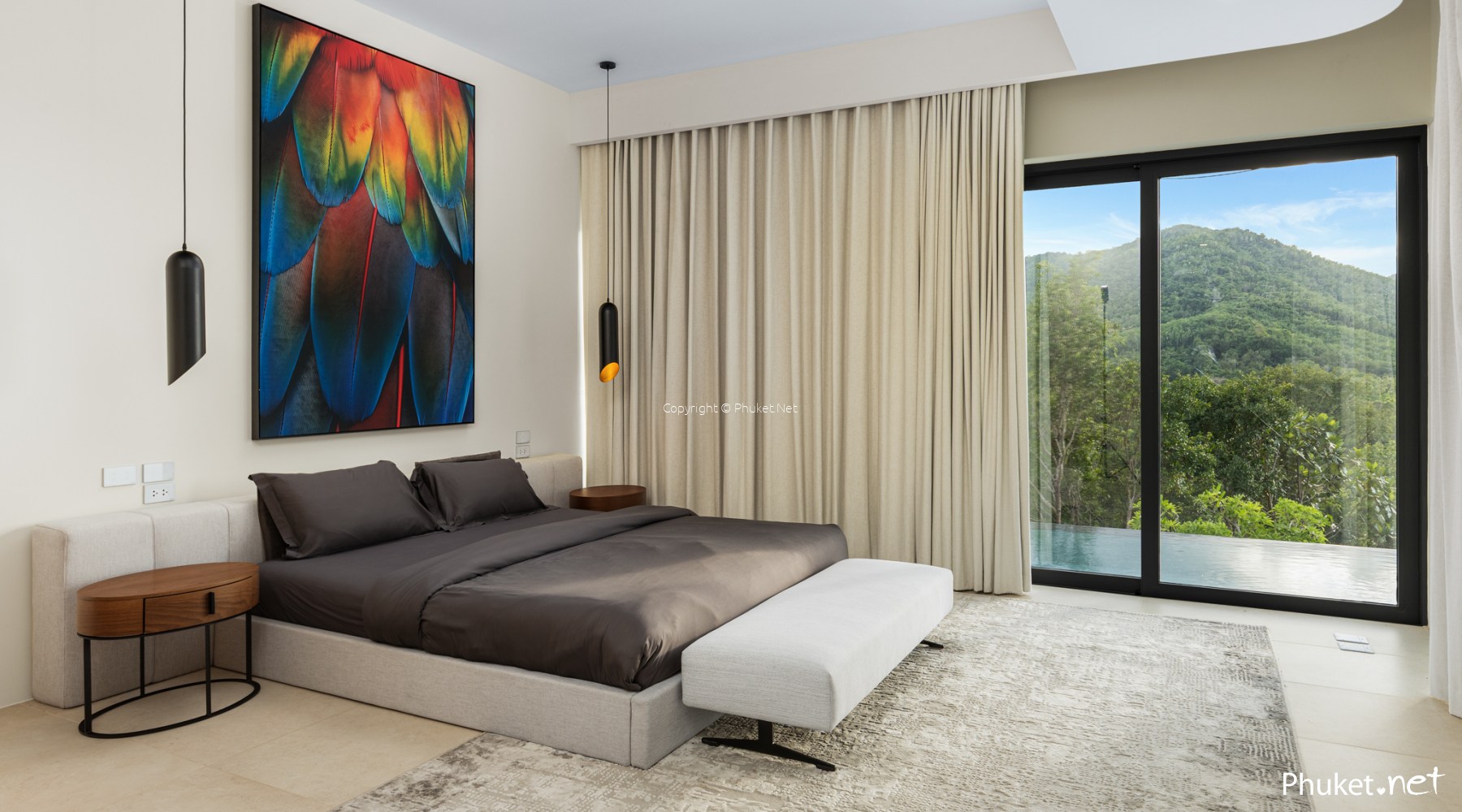 A closer look at Luxury Mountain View Condos With Private Parking