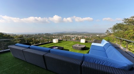 Superb 6-Bed Sea View Villa