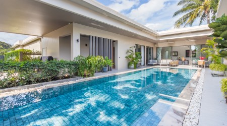 Stylish Standalone Pool Villa in Pasak