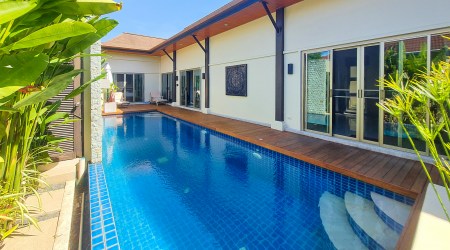 Oriental-style Villa in Nai Harn