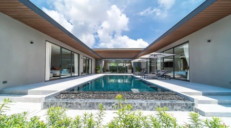 Sea Central Villas Chalong